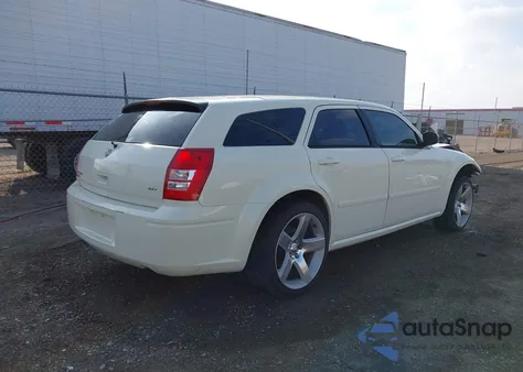2005 Dodge Magnum Sxt z USA, uszkodzony, nr VIN 2D4GZ48VX5H537525